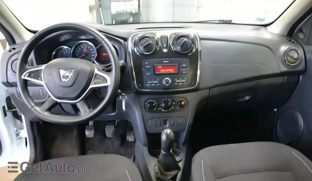 DACIA Sandero 