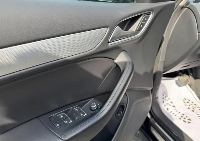 AUDI Q3 2.0 TFSI Quattro Design S tronic