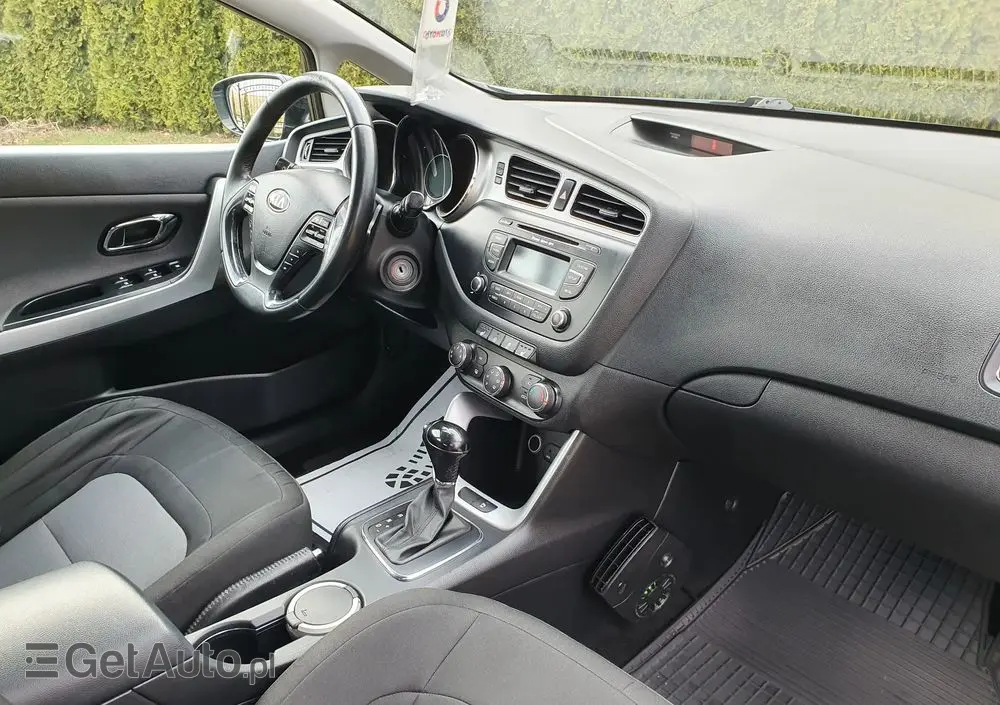 KIA Ceed 1.6 CRDi 128 SW Platinum Edition