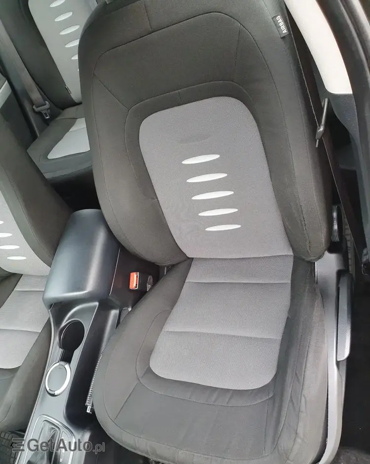 KIA Ceed 1.6 CRDi 128 SW Platinum Edition