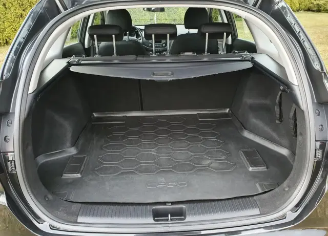 KIA Ceed 1.6 CRDi 128 SW Platinum Edition