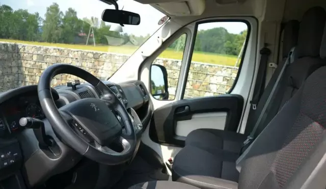PEUGEOT Boxer 