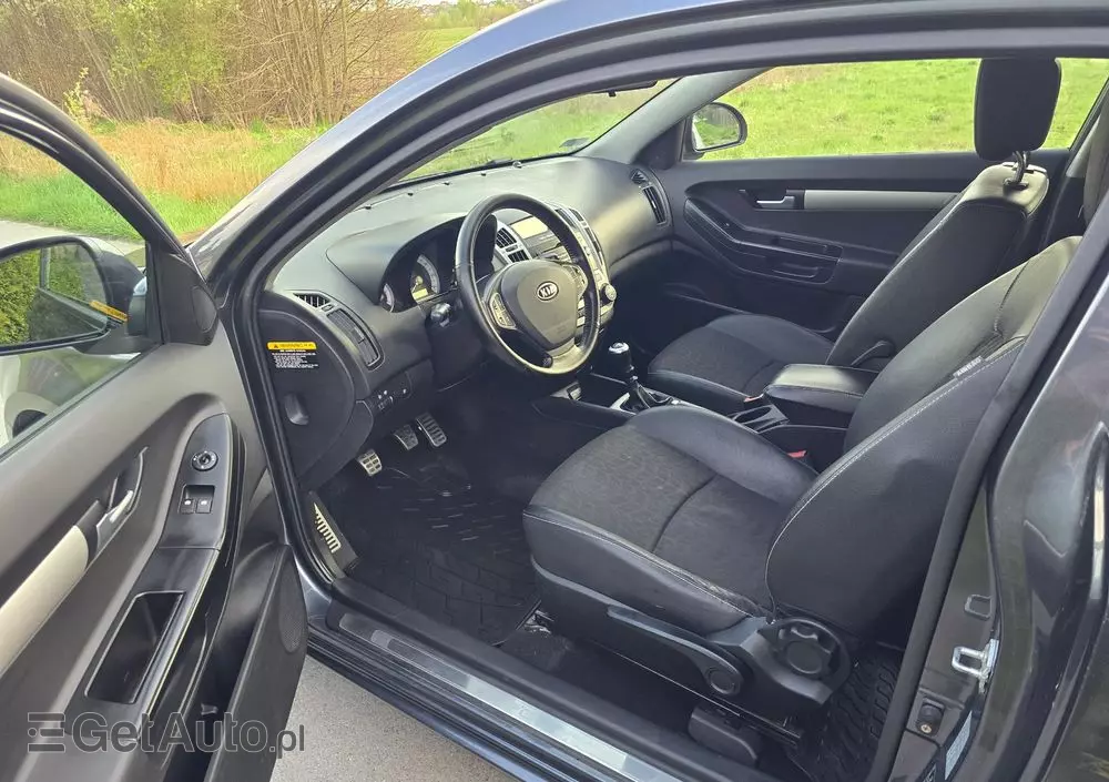 KIA ProCeed Pro_cee'd 1.6 crdi M