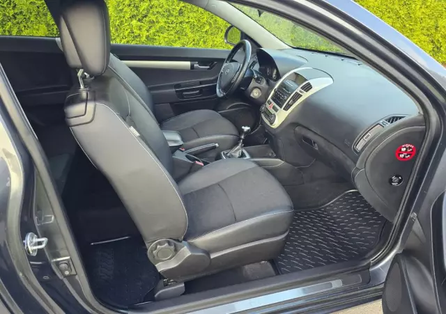 KIA ProCeed Pro_cee'd 1.6 crdi M