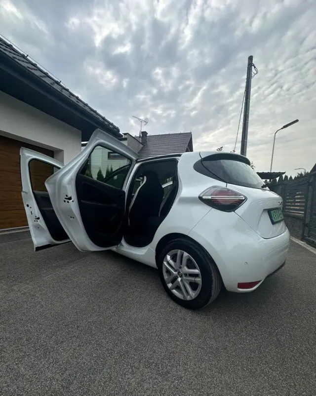 RENAULT Zoe Life