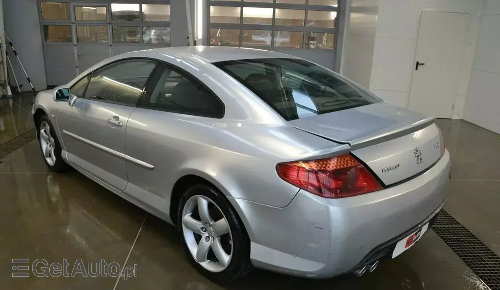 PEUGEOT 407 