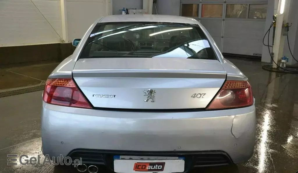 PEUGEOT 407 