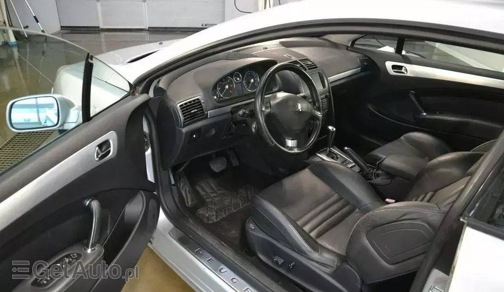 PEUGEOT 407 