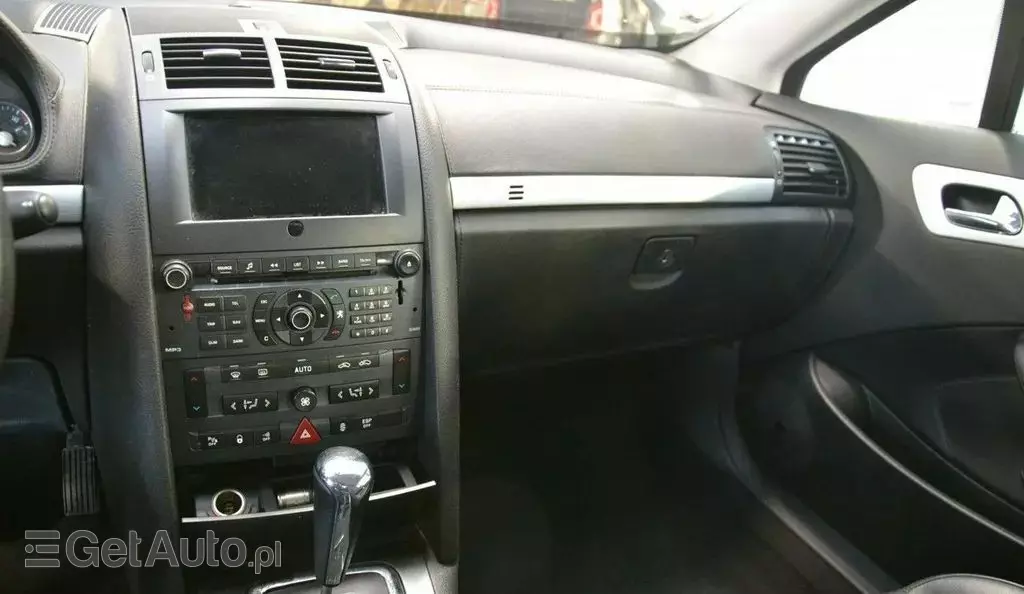 PEUGEOT 407 