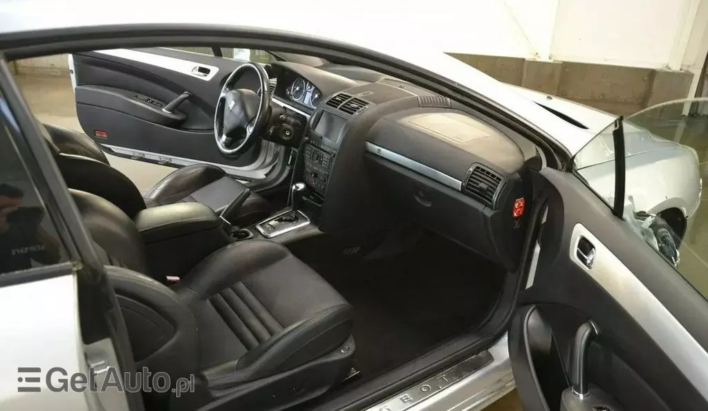 PEUGEOT 407 