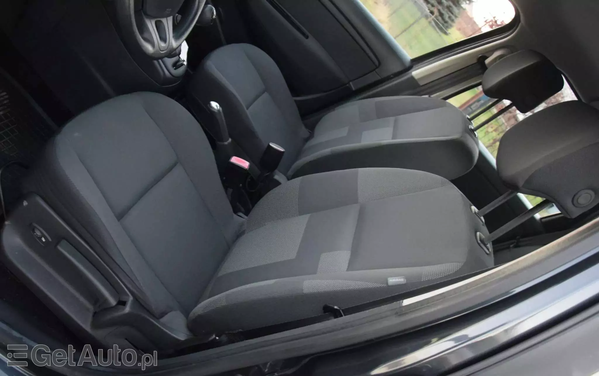 RENAULT Scenic 1.6 16V 110 TomTom Edition