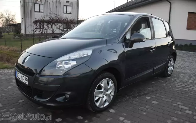 RENAULT Scenic 1.6 16V 110 TomTom Edition