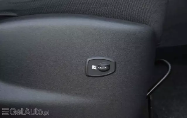 RENAULT Scenic 1.6 16V 110 TomTom Edition