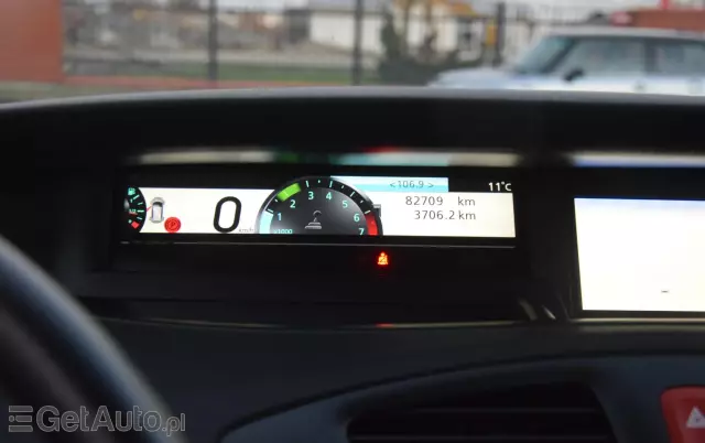 RENAULT Scenic 1.6 16V 110 TomTom Edition