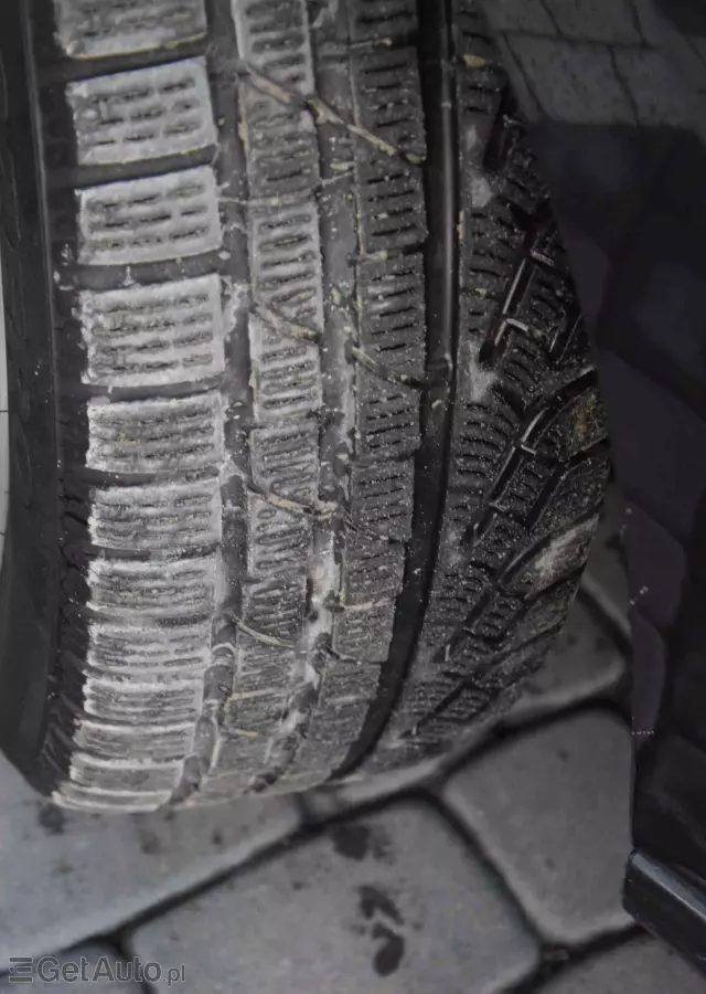 RENAULT Scenic 1.6 16V 110 TomTom Edition