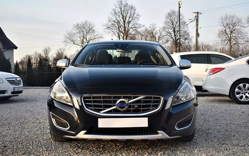 VOLVO S60 D3 Summum