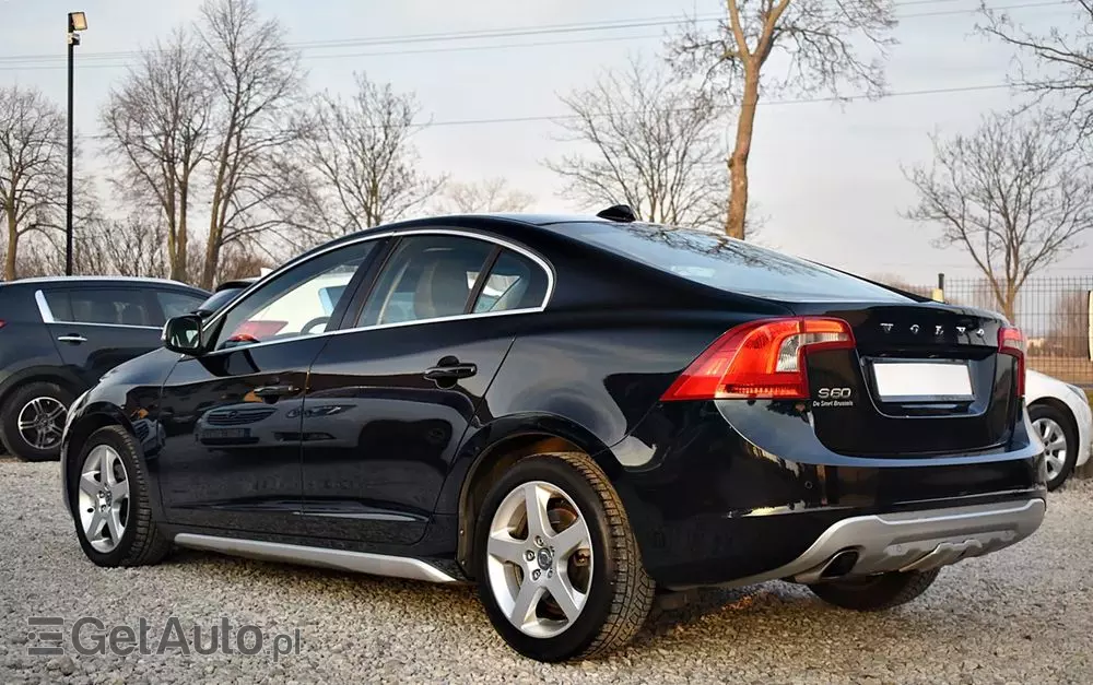 VOLVO S60 D3 Summum