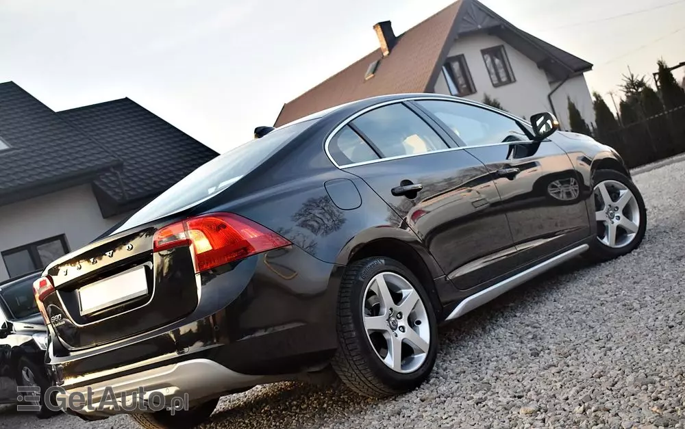 VOLVO S60 D3 Summum