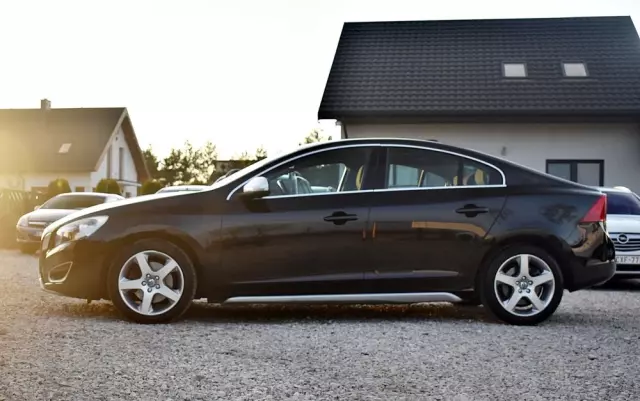 VOLVO S60 D3 Summum