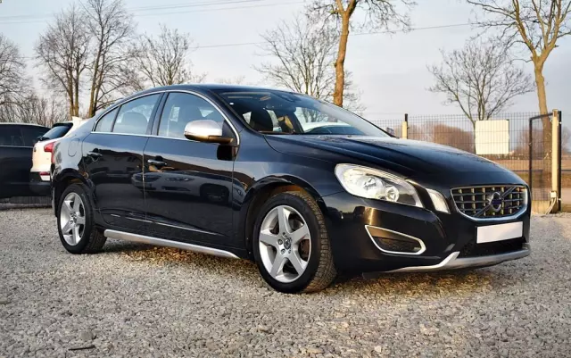 VOLVO S60 D3 Summum