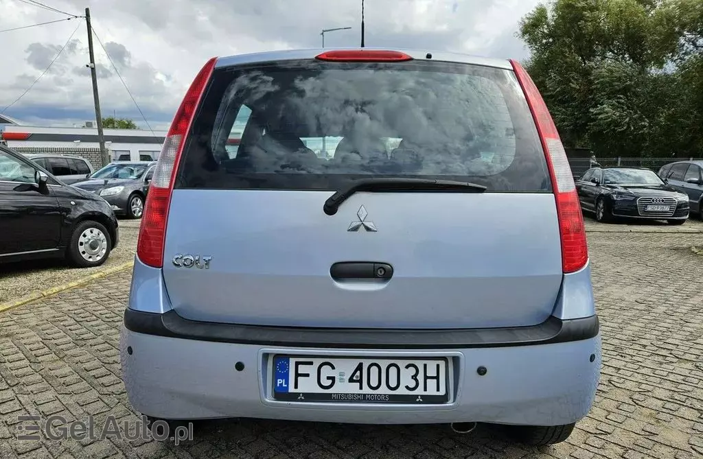 MITSUBISHI Colt 