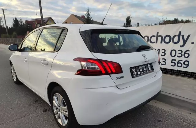 PEUGEOT 308 