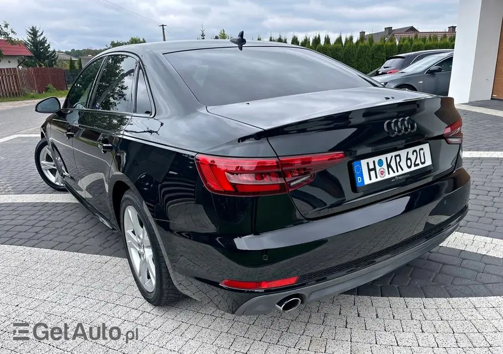 AUDI A4 Limousine 