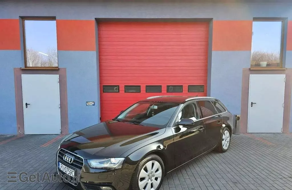 AUDI A4 