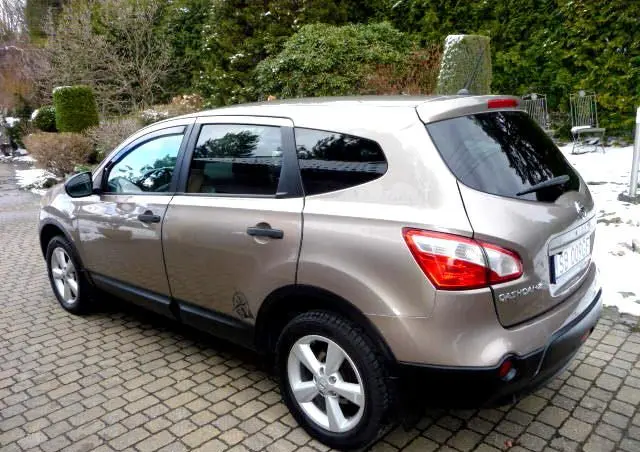 NISSAN Qashqai+2 2.0 Tekna Premium
