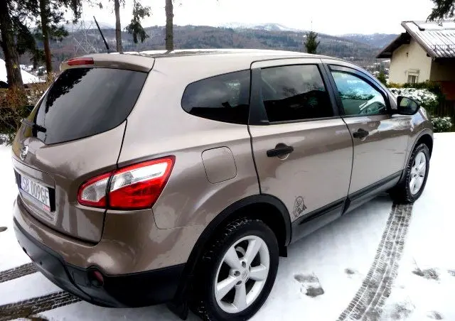 NISSAN Qashqai+2 2.0 Tekna Premium