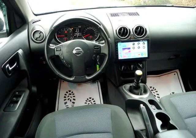 NISSAN Qashqai+2 2.0 Tekna Premium
