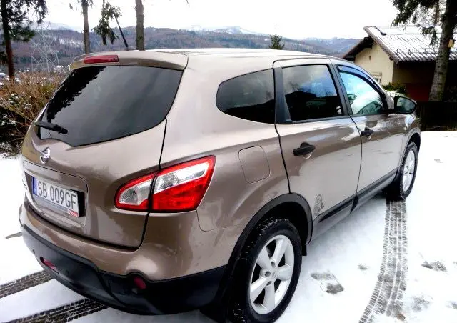 NISSAN Qashqai+2 2.0 Tekna Premium