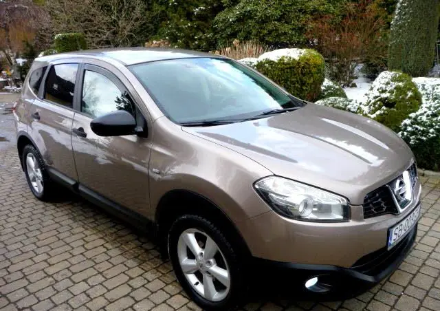 NISSAN Qashqai+2 2.0 Tekna Premium