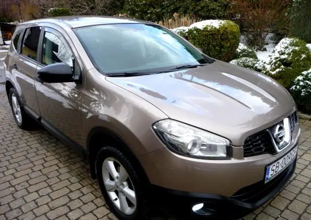 NISSAN Qashqai+2 2.0 Tekna Premium