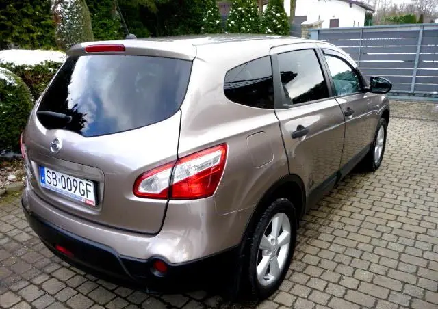 NISSAN Qashqai+2 2.0 Tekna Premium