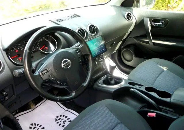 NISSAN Qashqai+2 2.0 Tekna Premium