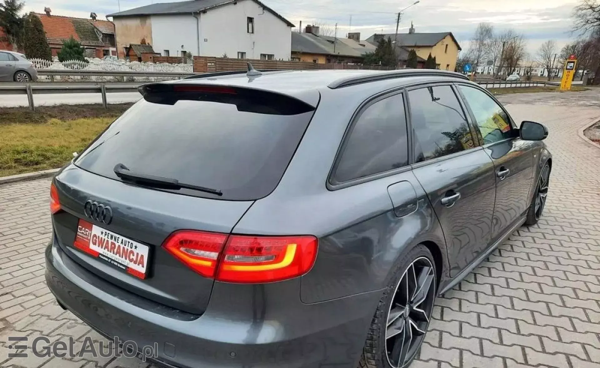 AUDI A4 