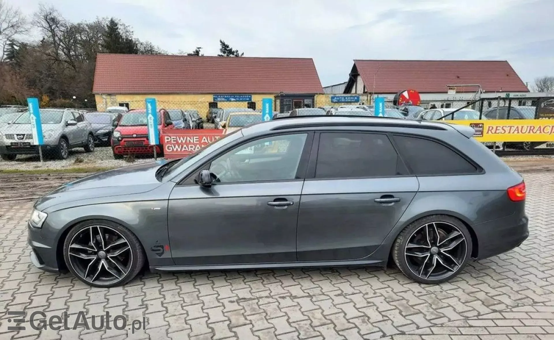 AUDI A4 