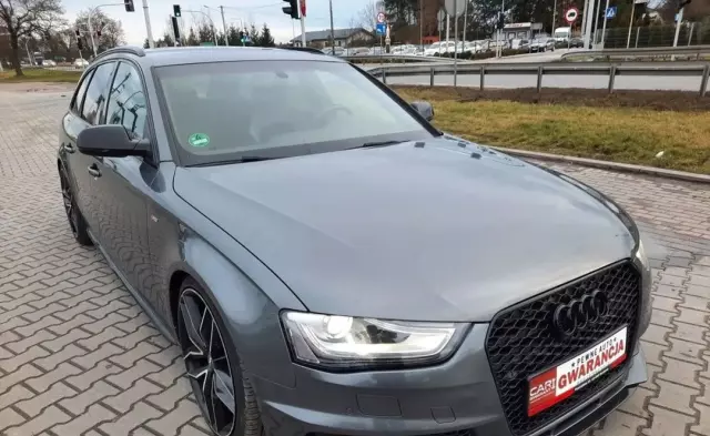 AUDI A4 