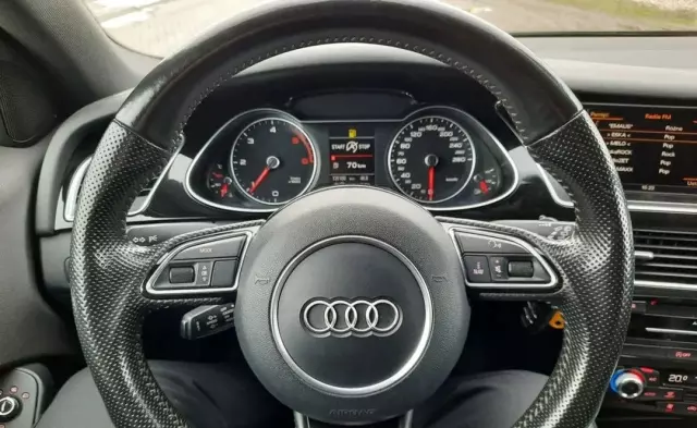 AUDI A4 