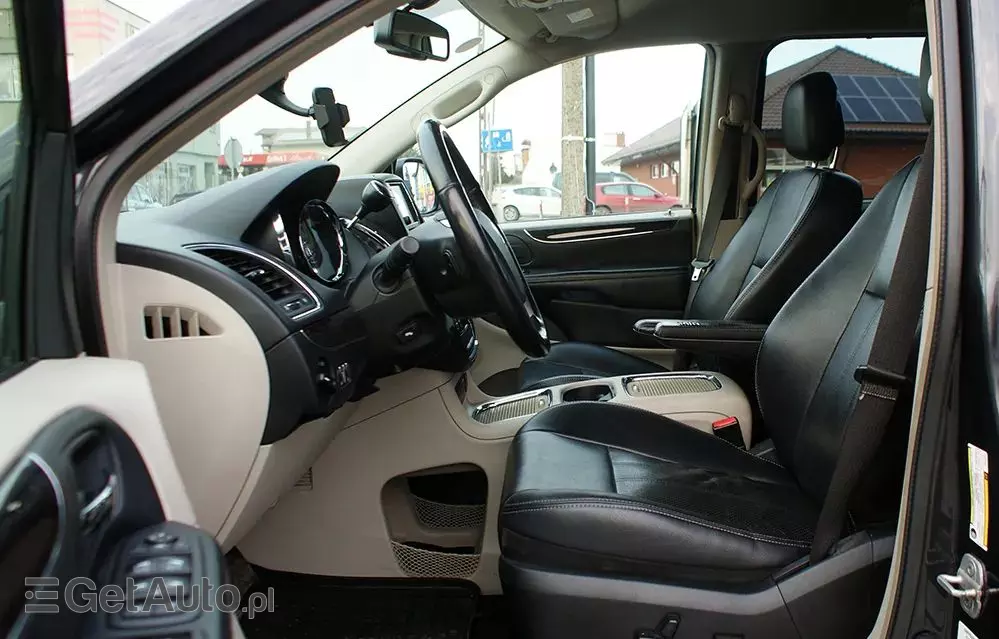 LANCIA Voyager 2.8CRD Gold