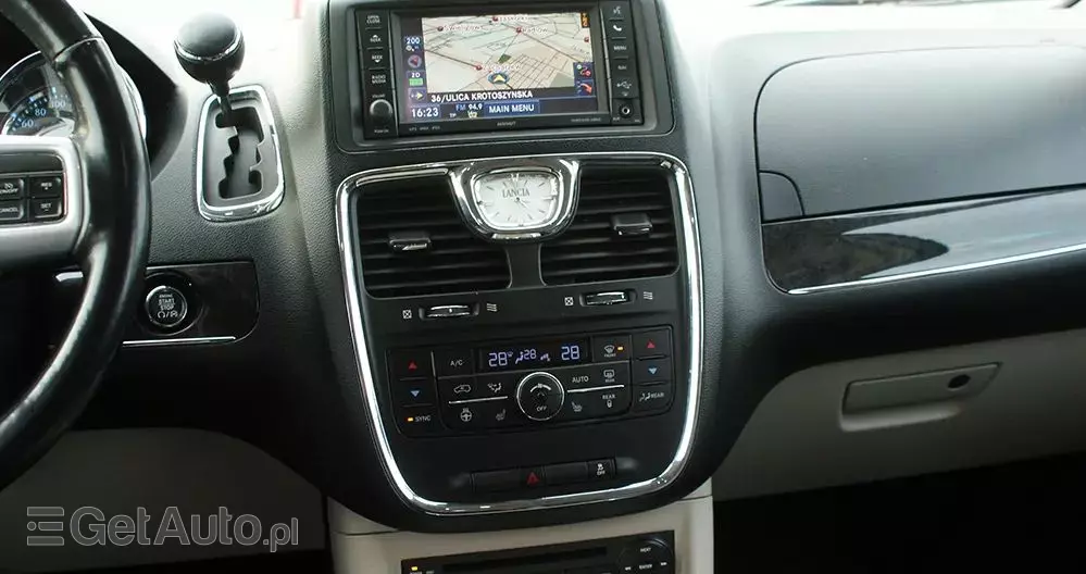 LANCIA Voyager 2.8CRD Gold