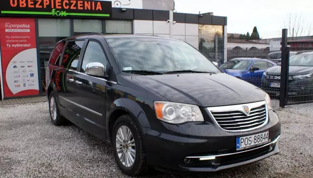 LANCIA Voyager 2.8CRD Gold