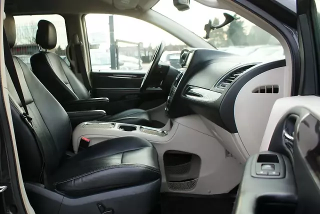 LANCIA Voyager 2.8CRD Gold