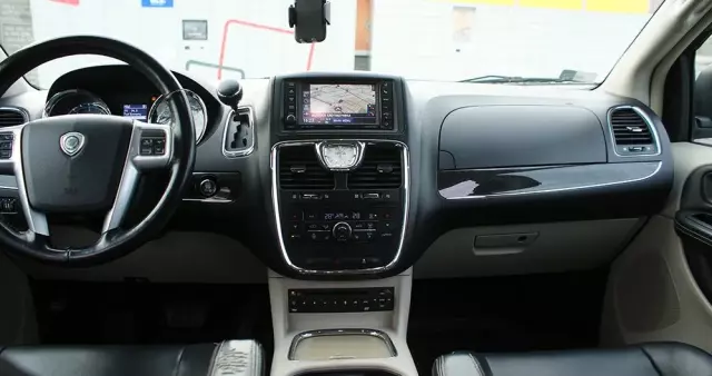 LANCIA Voyager 2.8CRD Gold