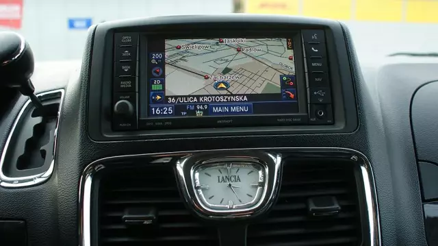 LANCIA Voyager 2.8CRD Gold