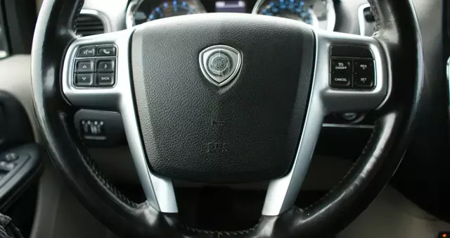 LANCIA Voyager 2.8CRD Gold