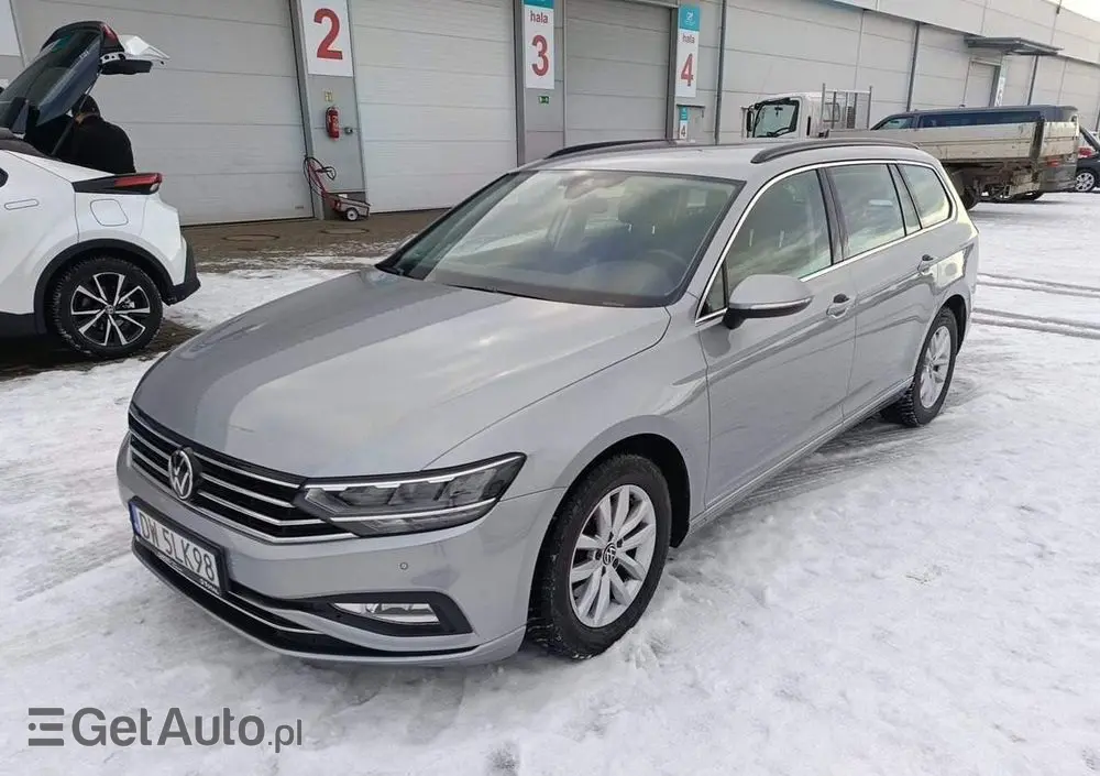 VOLKSWAGEN Passat 1.5 TSI EVO Business