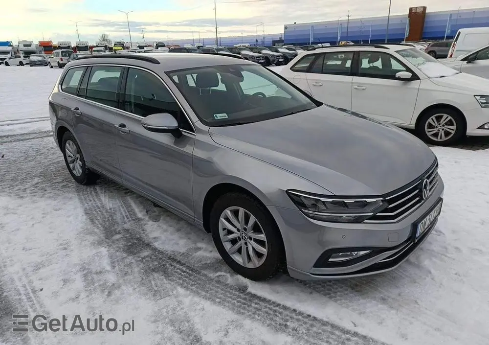 VOLKSWAGEN Passat 1.5 TSI EVO Business