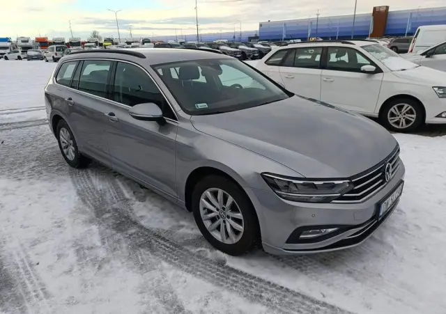 VOLKSWAGEN Passat 1.5 TSI EVO Business
